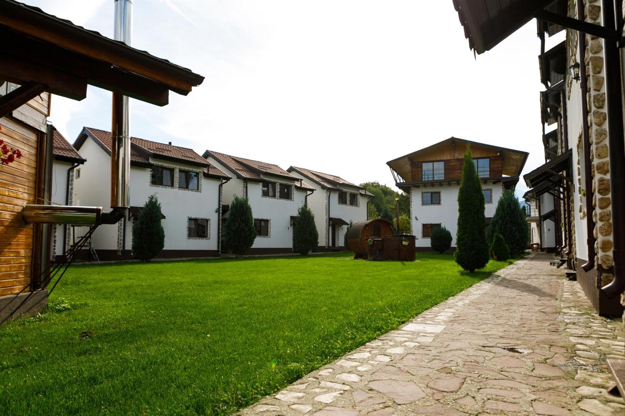 Domeniul Roa Hotel Avrig Eksteriør billede